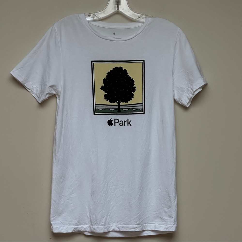 Apple Park‎ Orchard Graphic T-Shirt White Size XS